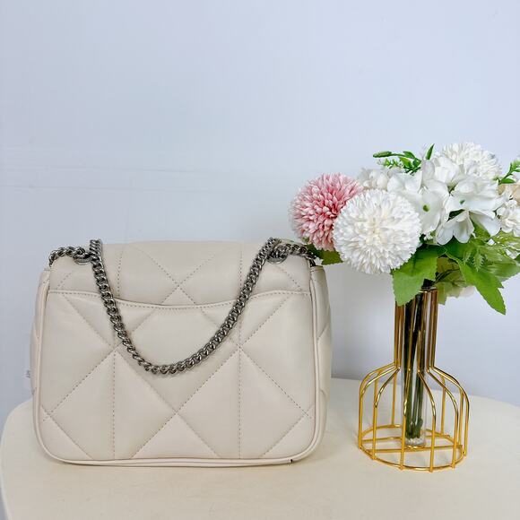 Coach CJ611 Klare Crossbody 25 With Puffy Diamond Quilting IN CHALK - Picture 3 of 7